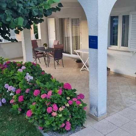Ljiljana * Novi Vinodolski