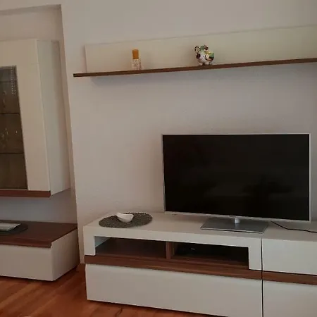 Ljiljana * Novi Vinodolski