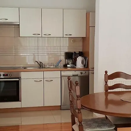 Ljiljana Apartment *